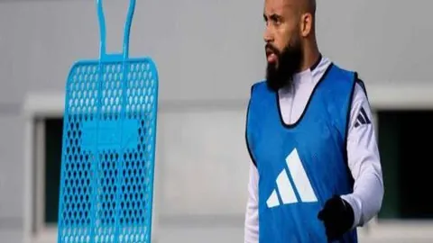 伊拉奥拉领航尼茅夫飞跃，毕尔巴鄂队长承继比尔沙传奇